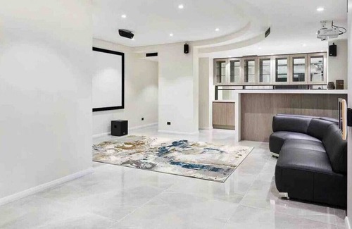 Blakehurst Other | Blakehurst · SYD Luxury cheerful water view holiday house