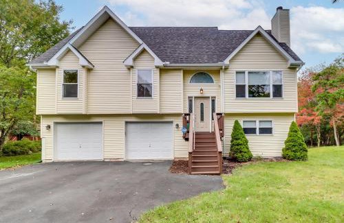 Briar Crest Woods House | Relaxing Blakeslee Home with Game Room Near Ski Slopes