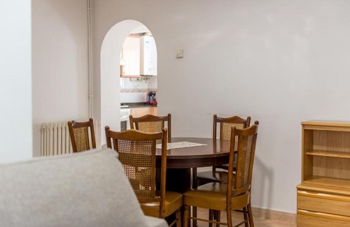 Tremp Apartment | Pet-Friendly Blanch 1: A Family Retreat with Great Reviews