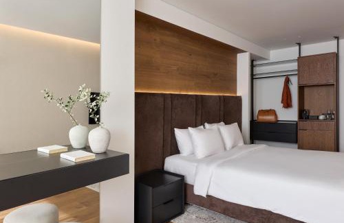 Monastiraki Apartment | Top-Rated Blanco Athens Aparthotel with Hot Tub Access