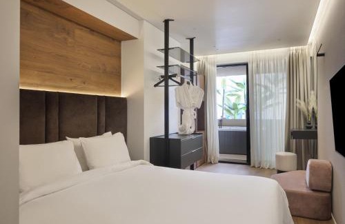 Monastiraki Apartment | Top-Rated Blanco Athens Aparthotel with Hot Tub Access