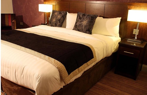 Port Talbot Hotel | Discover Blanco's Hotel Port Talbot: Family-Friendly Retreat