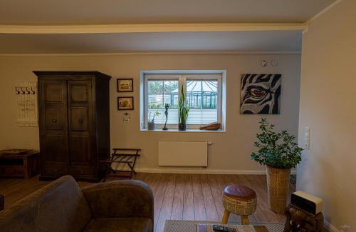 Klein Schwaß House | Discover Blanks Safari Lodge: Guest Rated 9.4, Oceanfront Bliss