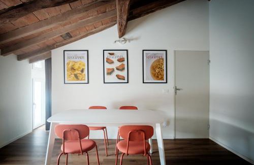 Reggio nell'Emilia Apartment | Blasmatorti Suite: Pet-Friendly Retreat with Kitchen Access