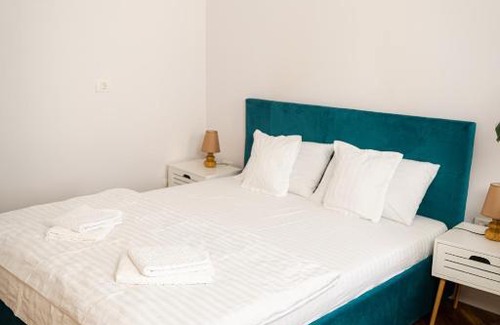 Old City Apartment | Ultra-Central Blau Apartment in Timisoara - Pet Friendly Stay