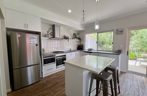 Dunsborough House | Discover Coastal Comfort at Blau - The Blue House