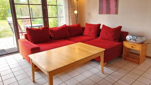 Pantow Apartment | Exceptional Blaues Haus by Rujana: Pet & Child Friendly Stay