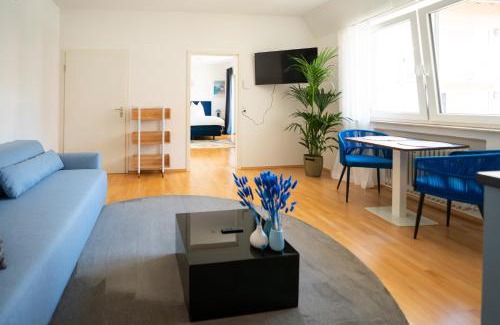 Ulm Apartment | Blauwal - W14, Zentral in Bahnhofsnähe, Balkon, Küche
