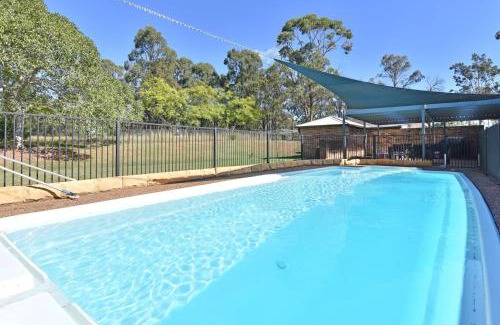 Pokolbin House | Blaxlands Homestead: Premier Stay by Hope Estate with Pool