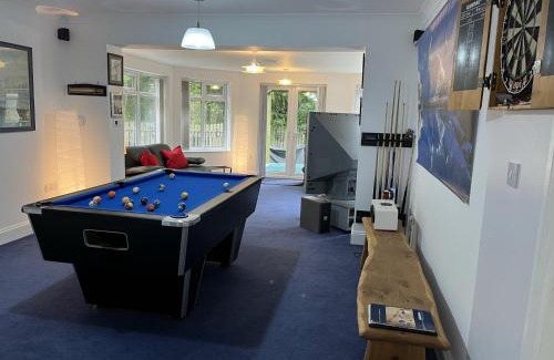 Blaydon on Tyne Apartment | Inviting 2 Bed Apartment with Hot Tub in Blaydon Burn