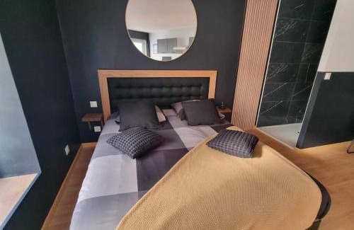 Calais Apartment | BLCK Tendance maxi studio
