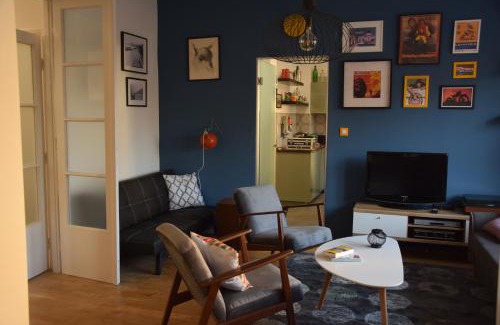 Ujlak Apartment | Discover Bleak House: Bauhaus Retreat in Green Budapest