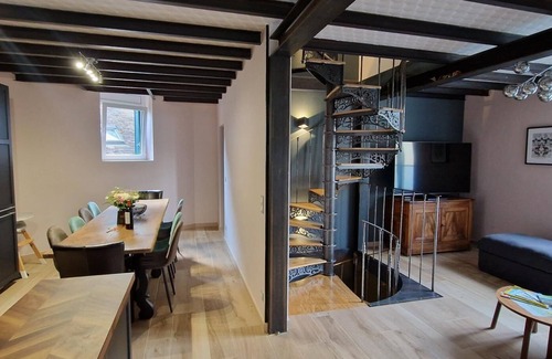 Fontainebleau House | Beautiful Joséphine: Idyllic Townhouse with Garden Retreat