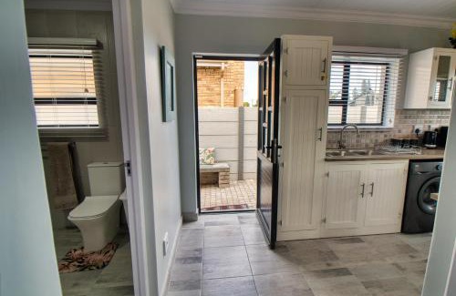 De Nova Apartment | Blessed at Bay Spekboom self catering cottage