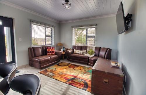 De Nova Apartment | Blessed at Bay Spekboom self catering cottage