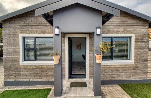 De Nova Apartment | Blessed at Bay Spekboom self catering cottage