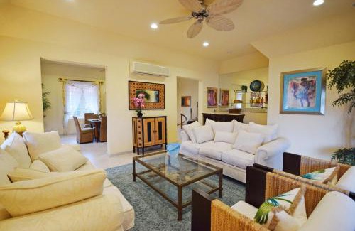 Hastings House | Relax at Blessed Manor: Family-Friendly with Pool Access