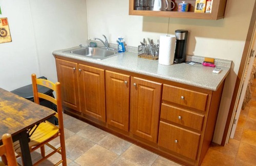 Elmendorf Cabin | Blessings Ranch - Red
