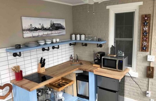 Lancaster Apartment | Top-Rated Bletcher Garden Loft in Historic Lancaster District