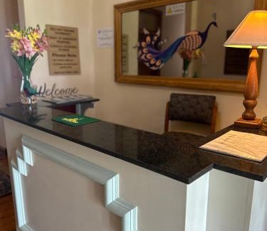Bluff Bed & Breakfast | Relax at Bleu Bird Guesthouse with Ocean Views & Pool