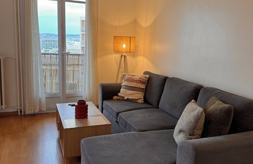 La Joliette Apartment | Bleu Horizon sea view