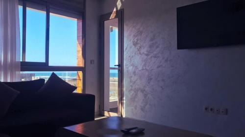 Asilah Apartment | Cozy Bleu Host Asilah: Oceanfront Bliss for Families