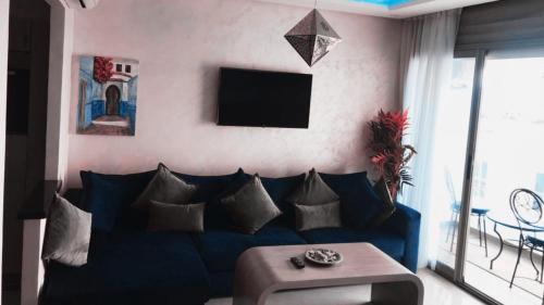 Asilah Apartment | Cozy Bleu Host Asilah: Oceanfront Bliss for Families