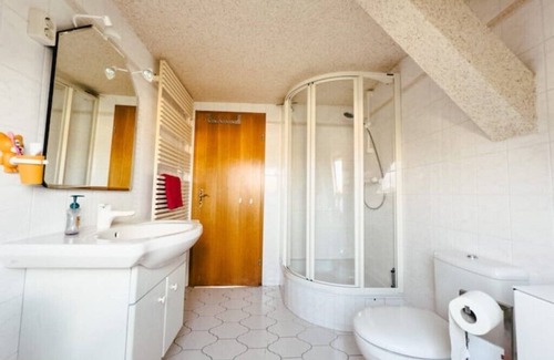 Rietz-Neuendorf House | Idyllic Garden Retreat: Family & Pet Friendly Getaway