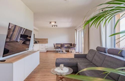 Mittersill Apartment | Experience the Scenic Beauty at Blick ins Salzachtal Hotel