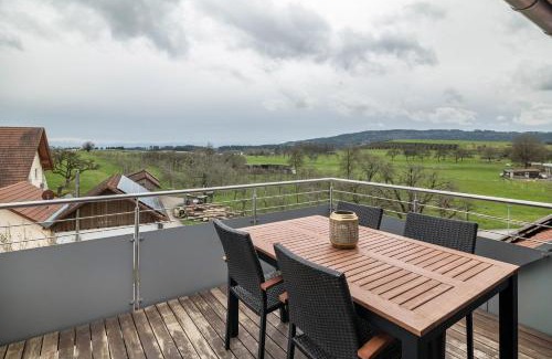 Horgenzell Apartment | Idyllic Hotel Blick zum Säntis - 10/10 Guest Rated Retreat