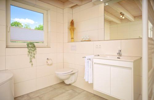 Nordhorn House | Discover Blinkfüer: 4-Star Retreat with Child-Friendly Amenities