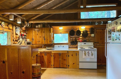 Sunriver Cabin | Discover Blinn's Landing: Historic Riverfront Log Cabin Retreat