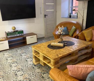 Walbrzych Apartment | Book Blisko Teatru 2: Pet and Child Friendly Stay