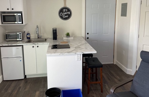 King's Point House | Comfortable Bliss by da Bay Deluxe Suite with Family Amenities