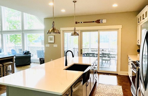 Mineral House | Discover Bliss Lake Anna: Waterfront Retreat with Pool & Views