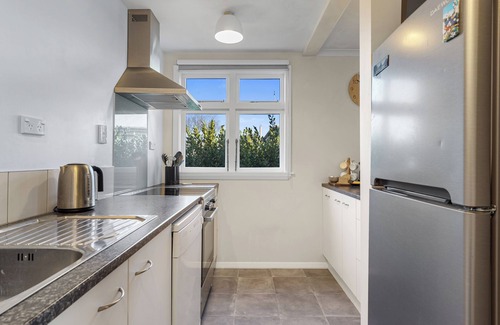Blenheim House | Family-Friendly Bliss on Barratt - Top Rated Blenheim Retreat