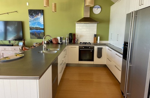 Whangapoua House | Relaxing Getaway at Bliss on the Beach - Whangapoua