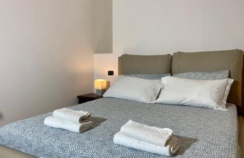 Sesto Calende Apartment | Delightful Bliss Retreat for Families and Relaxation