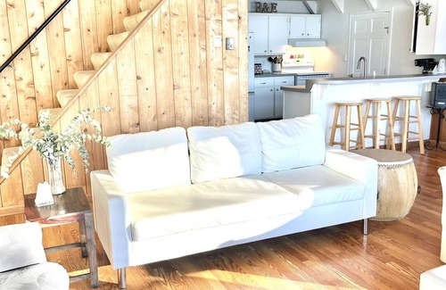 Hancock Ski Chalet | Experience Bliss Shores: Waterfront Retreat with Ocean Views