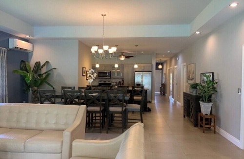 Golden Grove Villa | “Bliss”, Villa 12 Samaan Groven