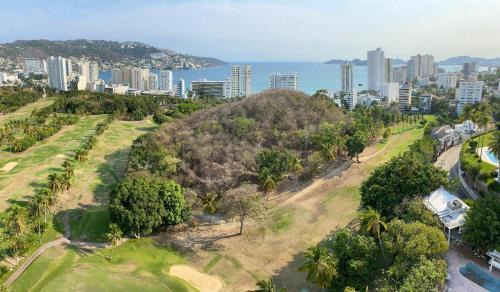 Club Deportivo Apartment | Inviting Acatown Beach Penthouse with Pool and Pet-Friendly Stays