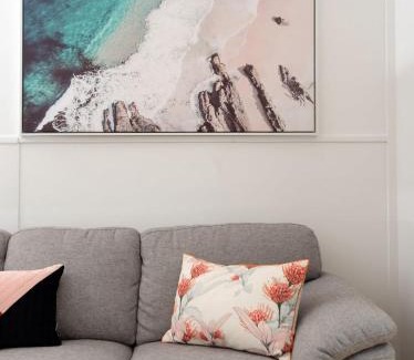 Broulee Apartment | Oceanfront Blissful Unit in Broulee for Family Getaways