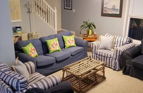 Calvert Beach-Long Beach House | Steps from the Beach: Relax and Play in Our Game Room