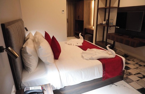 Katpadi Hotel | BLOFT HOTEL