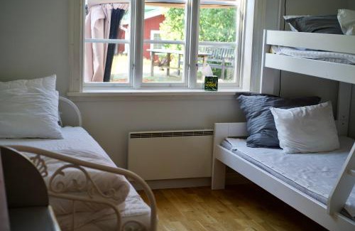 Grisslehamn Villa | Blommenshage: Child-Friendly Retreat with High Guest Ratings