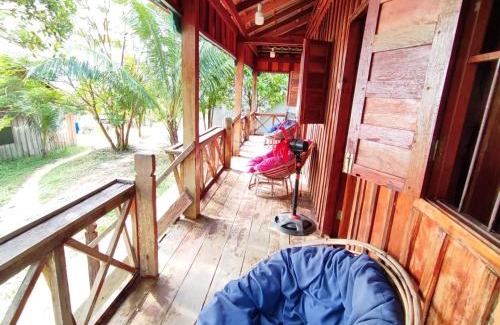 Koh Rong House | Guest Rated 10/10: Blondies Koh Rong Bungalow Retreat