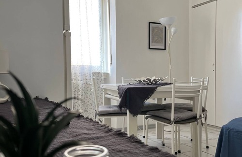 Calvairate Apartment | Family-Friendly Getaway at Bloom Apartment Awaits You