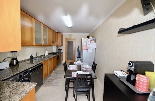 Alcobaca Apartment | Bloom: 3 Bedroom Apartment with Oceanfront Pool Access