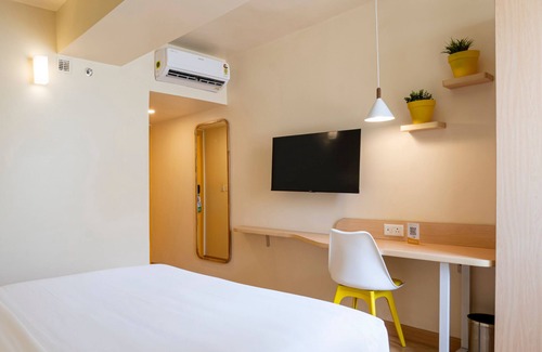 Sector 62 Hotel | Bloom Hotel - Sector 19: Family-Friendly Stay with Dining