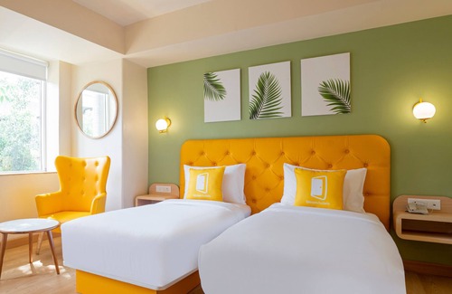 Sector 62 Hotel | Bloom Hotel - Sector 19: Family-Friendly Stay with Dining
